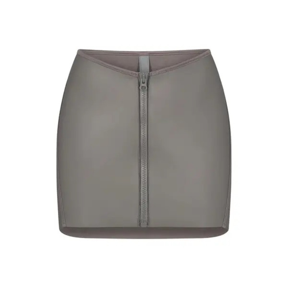 NWT SKIMS Rubberized Scuba Swim Mini Skirt in Gray Chalk